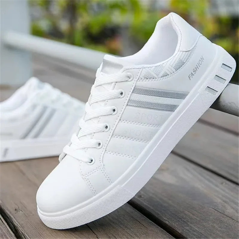 Men's Sneakers New Fashion White Casual Sports Shoes For Men Original Lightweight Flat Lace-up Tennis Shoes Zapatillas De Hombre