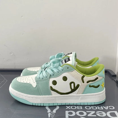 New Fashion Women's Sneakers Cute Cartoon Hand-painted Lace-up Thick-soled Vulcanized Shoes Flat Casual Skateboard Shoes